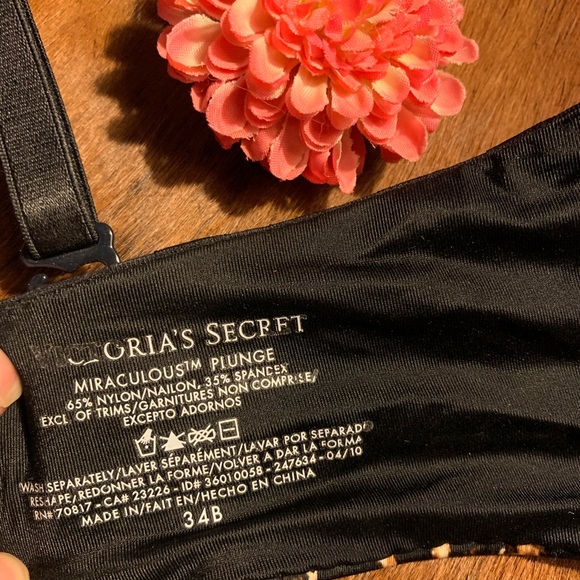 Victoria’s Secret Miraculous Plunge Bra 34B - Picture 5 of 5